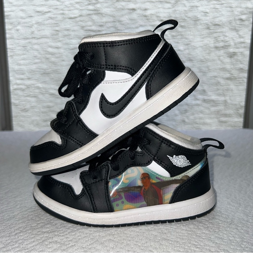 Air Jordan 1 Mid ‘Hologram’, Size 9C